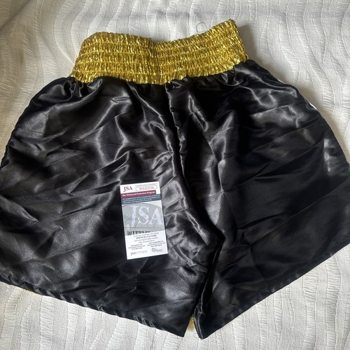 FLOYD MAYWEATHER JR. Signed BLACK & GOLD BOXING TRUNKS 50-0 BAS - Picture 6 of 6