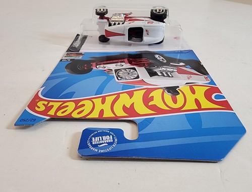Hot Wheels White Max Steel HW Roadsters #62/250 - Picture 4 of 12