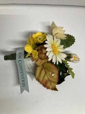 R JOHN WRIGHT 2013 CONVENTION FOUR SEASONS SIGNED CORSAGE