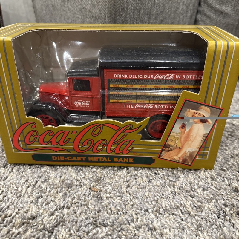 1993 ERTL 1931 Delivery Truck Coca-Cola 1:34 Scale Coin Bank