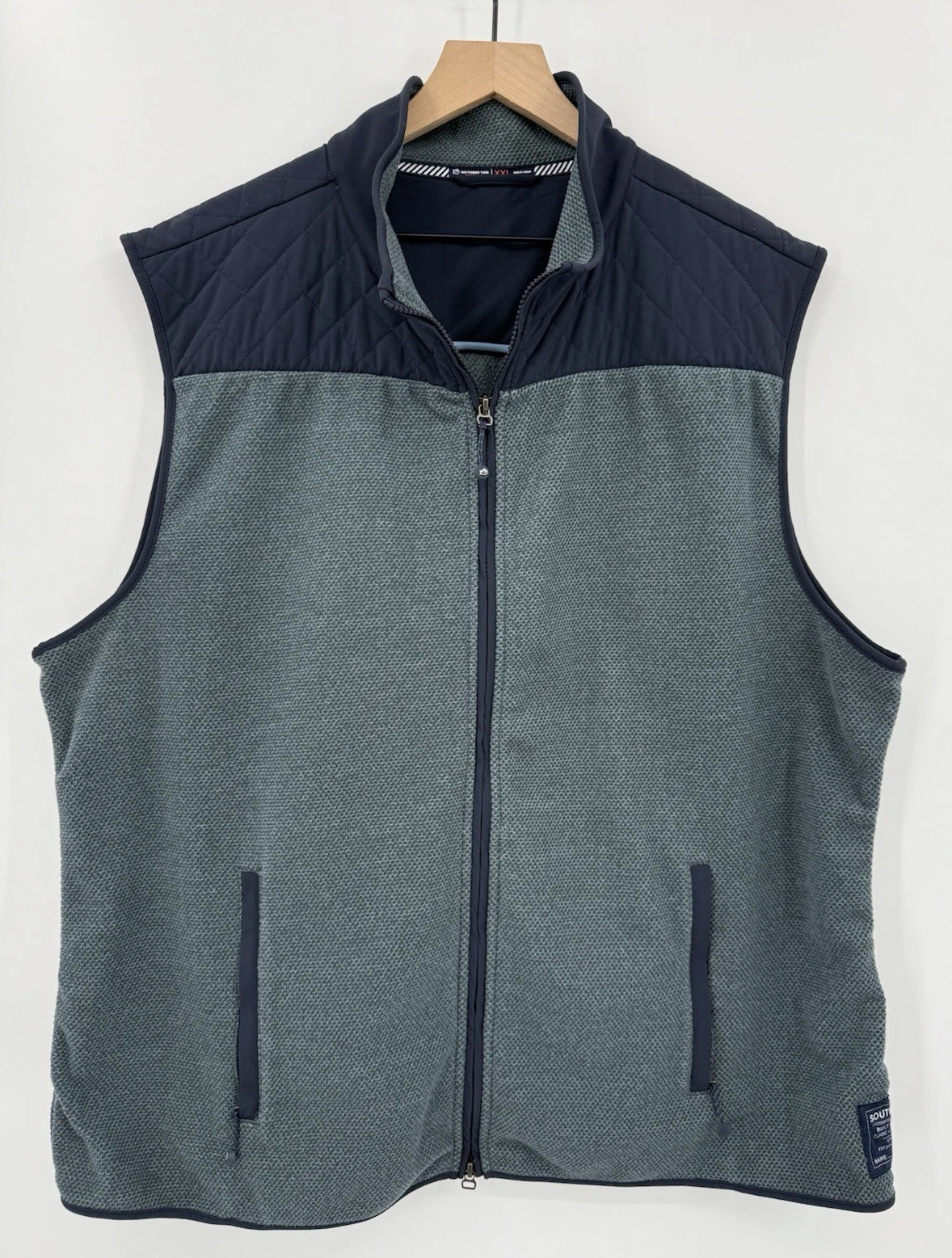 Southern Tide Vest XXL Blue Full Zip Fleece Cozy Preppy Casual
Opens in a new window or tab