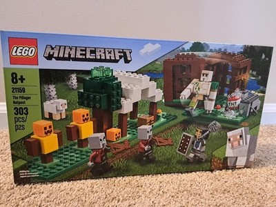 LEGO  Minecraft 21159 The Pillager Outpost - 303 Pieces