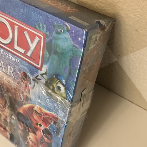 Vintage Monopoly Disney Pixar Edition Board Game Hasbro Parker Brothers Sealed - Picture 3 of 13