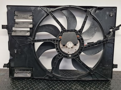 Vw Golf Mk7 A7 5g 2019 1.6 Tdi Electric Radiator Fan With Cowling 5Q0121203DE - Picture 6 of 18