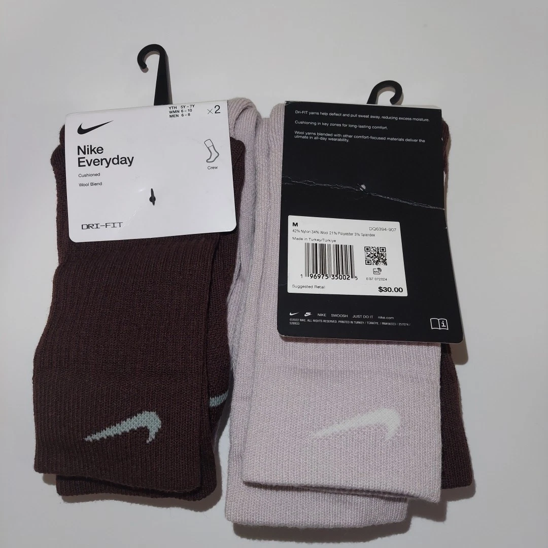 LOT OF 2 Nike Unisex Size M6-8/W6-10 - Everyday Wool Cushioned Crew Socks