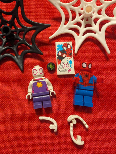LEGO Minifigures Mixed Lot Of Amazing Stuff!! What You See Is What You Get!