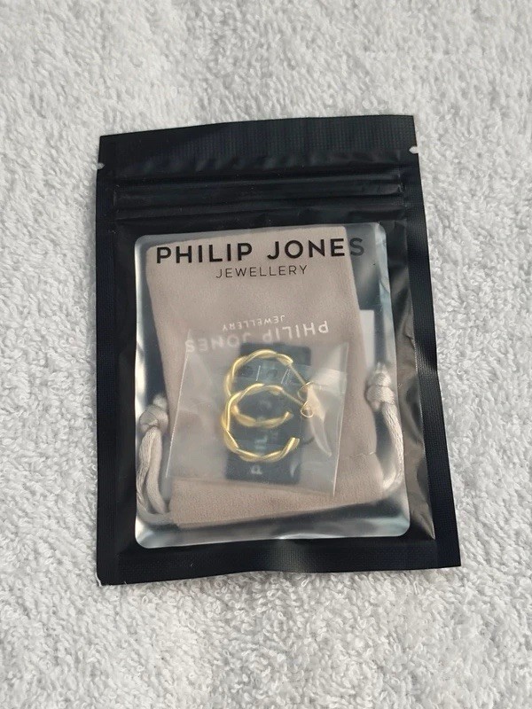 Pendientes de aro retorcidos Philip Jones enchapados en oro de 20 mm nuevos