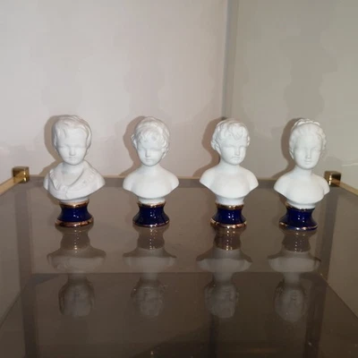 Ensemble 4 Petits Bustes Enfants Biscuit Porcelaine Style Sèvres Socle Bleu & Or - Photo 1/4