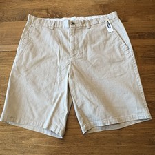 Men's Old Navy Ultimate Built in Flex Shorts Khaki Size 36 NWT Flat Front