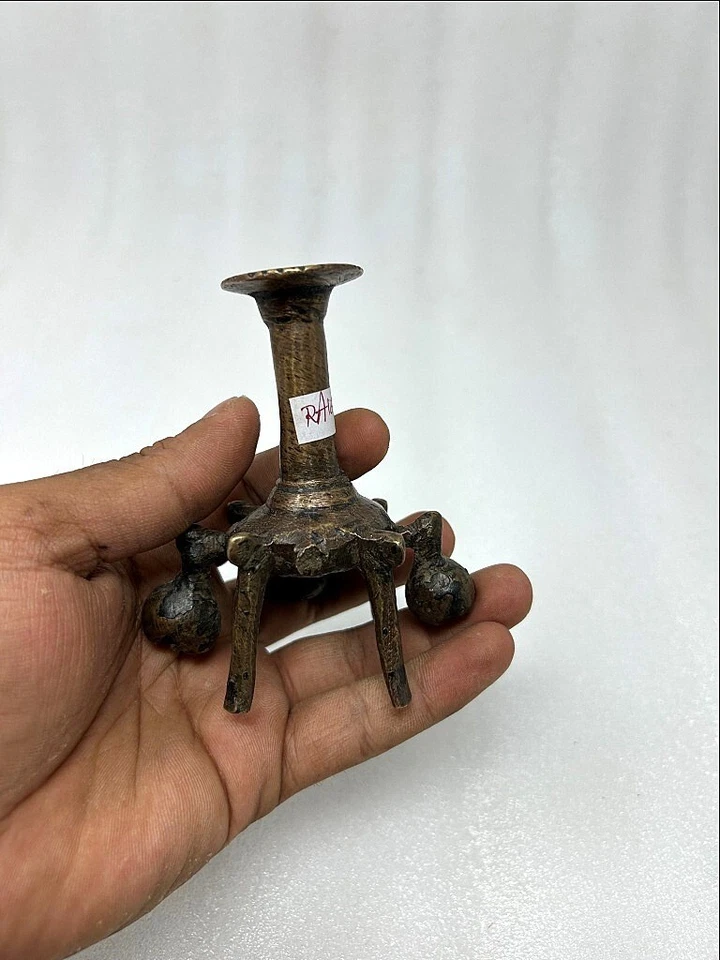 Antique Brass Eyeliner Pot Old Hand Crafted Mughal Period Women Surma Dani Pot - Image 3 of 4