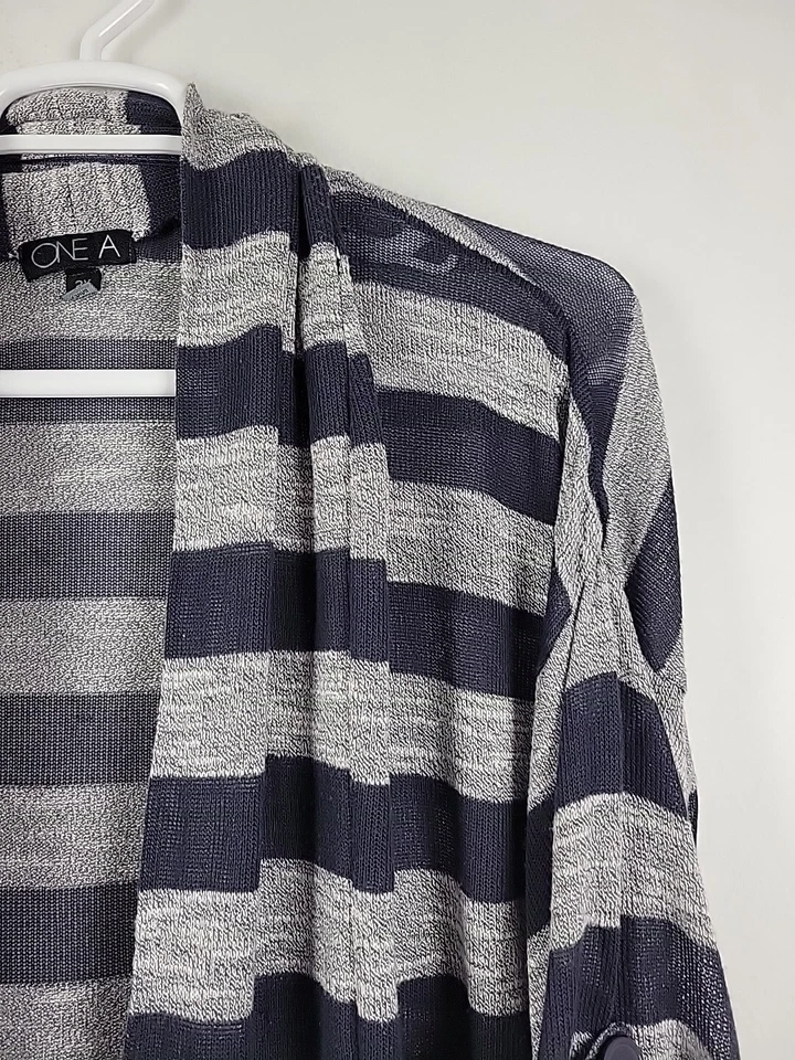 ONE A Navy Blue Gray Striped Roll Tab Sleeve Knit Cardigan Women's Plus 2X - Image 4 of 4