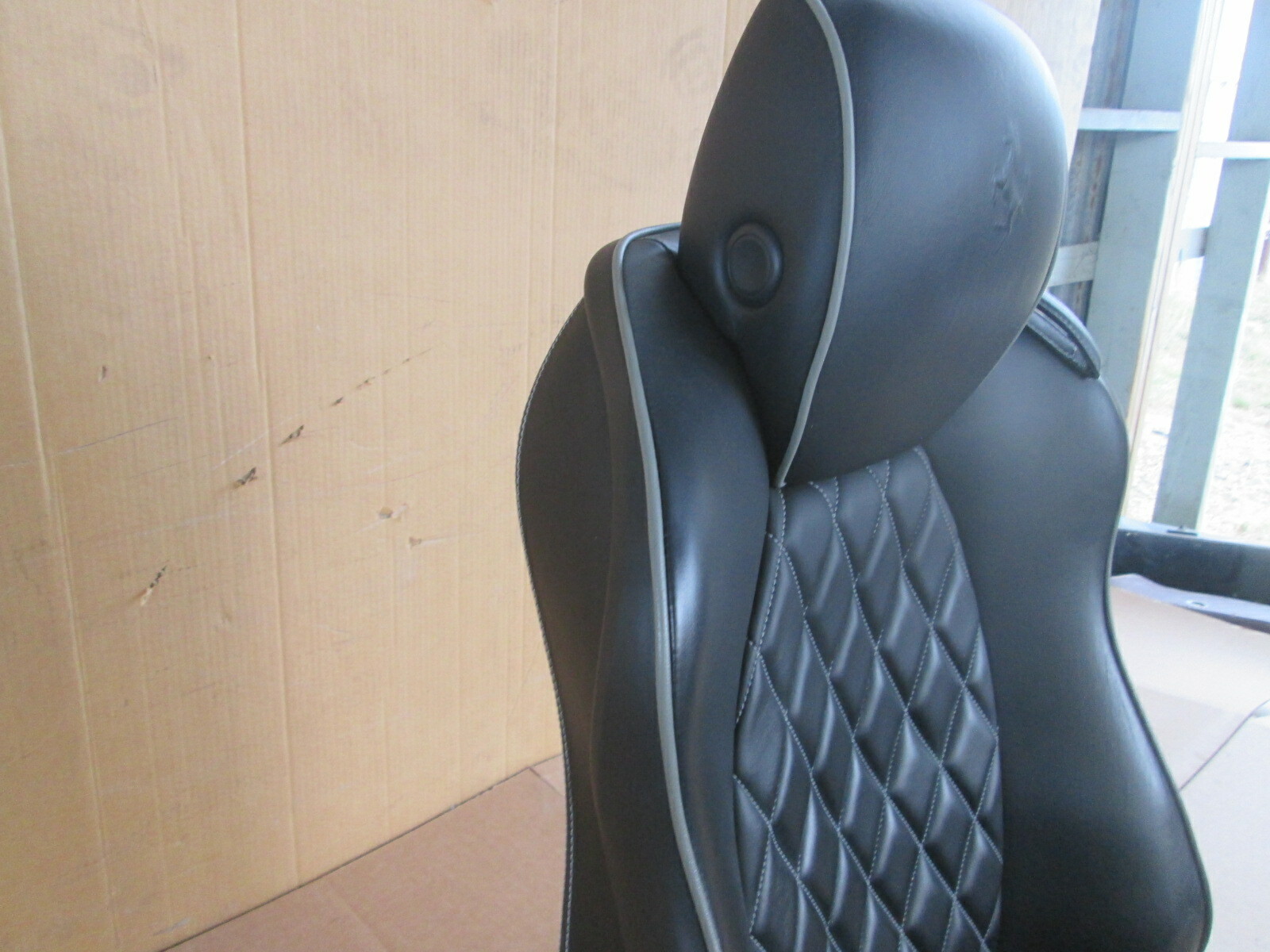 Ferrari California - LH Seat Complete
