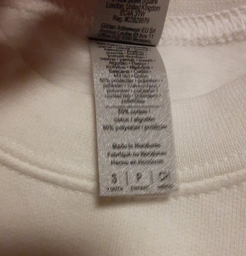Girls Fleece Sweatshirt "A Little Bit Dramatic" size S White with Design New - Picture 6 of 6