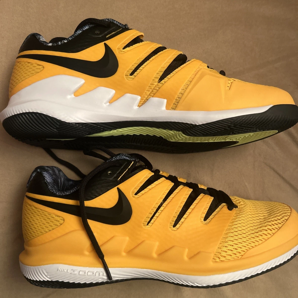 Preços baixos em Nike Air Zoom Vapor X University Gold | eBay