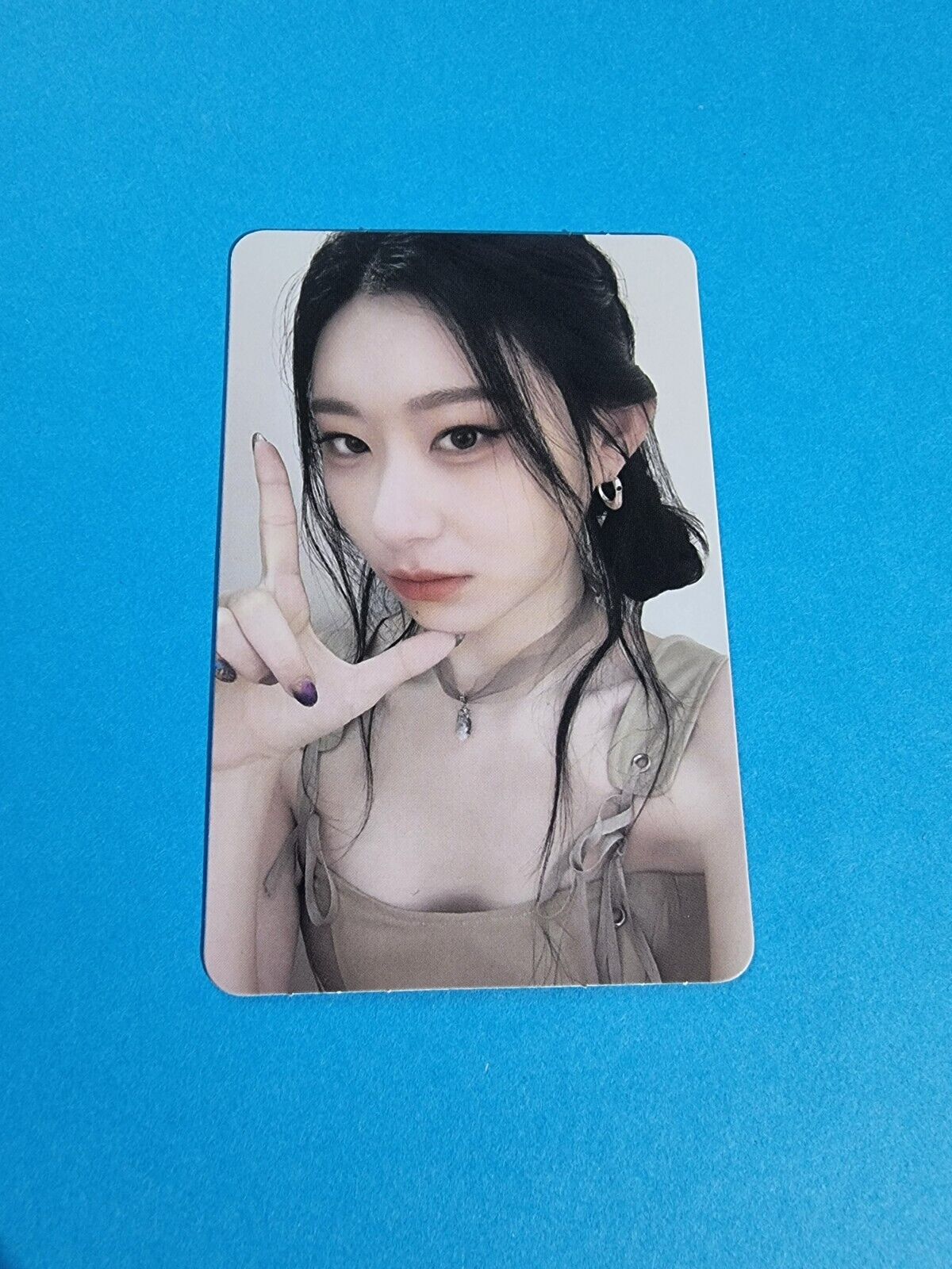Official ITZY Chaeryeong Cheshire Limited Version Photocard