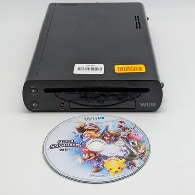 Nintendo Wii U - Deluxe 32GB Video Game Console w/ Super SmashBros Wii U Disc