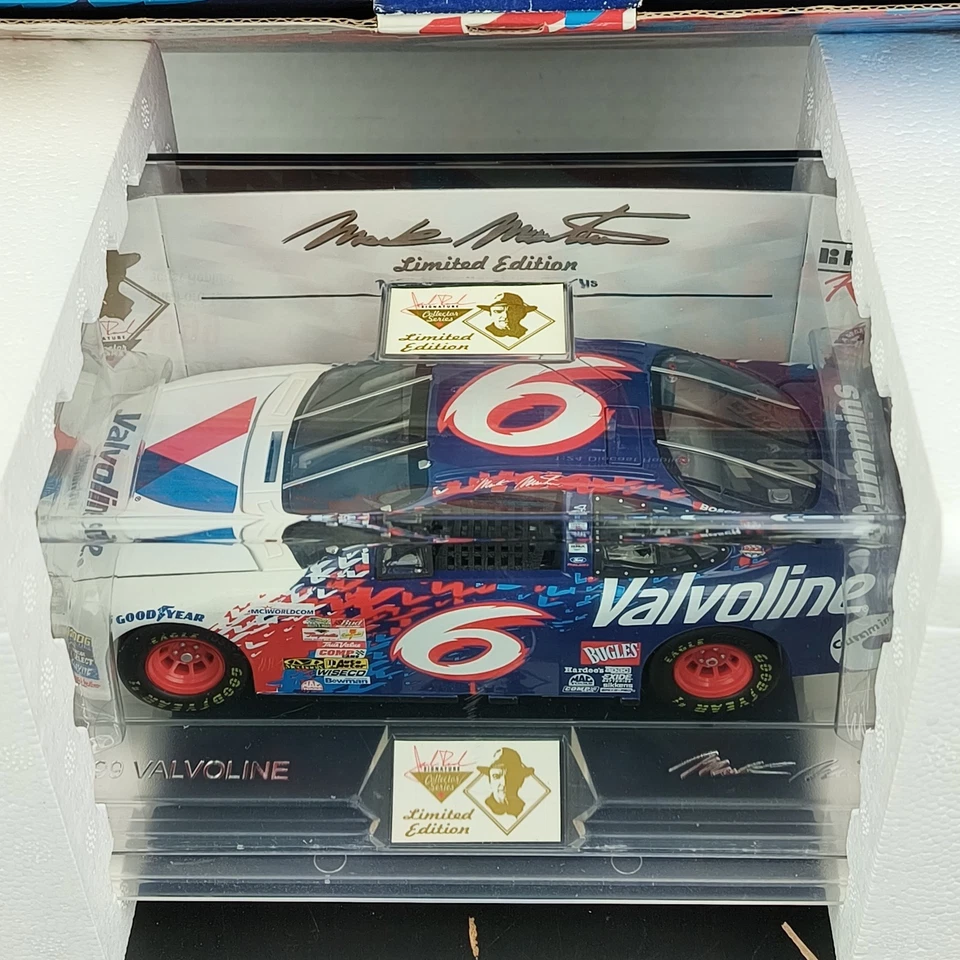 1999 Valvoline Ford Taurus 1/24 Mark Martin #6 Limited To 5004 - Image 2 of 4