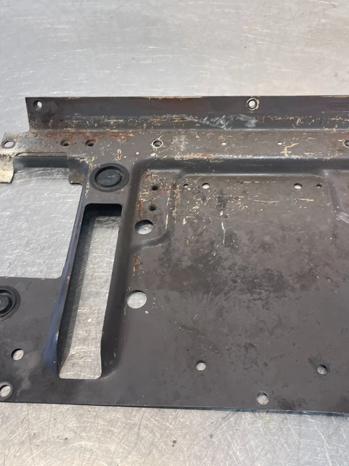 Soporte de placa de asiento inferior para tractor Massey Ferguson MF 1260 Foto 3 de 4