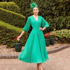 Green Tea‑Length Pleated Mother of the Bride Dress Puff Sleeve Waist Belt Dress