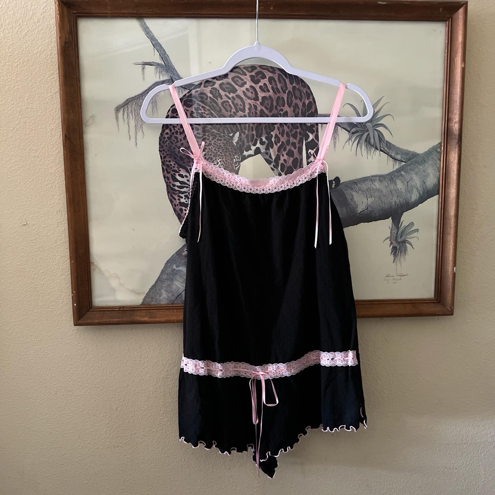Picture 1 of 4