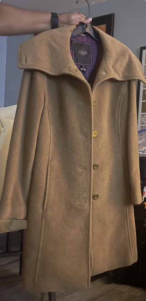 Abrigo Coach Camel mezcla lana. Talla mediana. Nuevo con etiquetas nunca usado en bolsa Foto 2 de 4