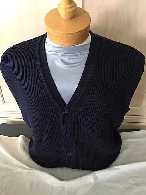 New NWT Pringle Faldo Mens Navy Blue Cardigan Sweater Vest ,L. $90 value