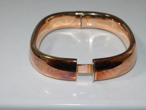 Vintage MILOR Bronze Rose Gold Plated Square Hinged Large Bangle Bracelet 4a 19 - Picture 4 of 5