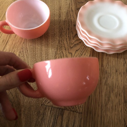 Vintage Ripple Pink Crinoline 2 Cups & 4 Saucers Set (Hazel Atlas) - Picture 3 of 17