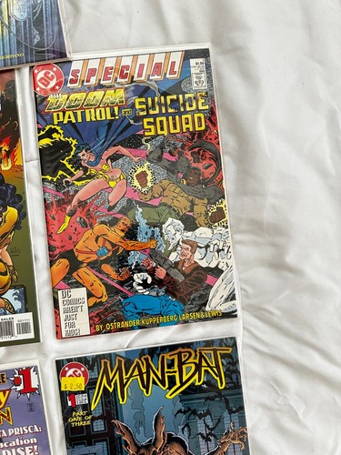 LOT (35) DC Comics ALL #1's Random From 1990's VG+/NM & Up. - Picture 6 of 12
