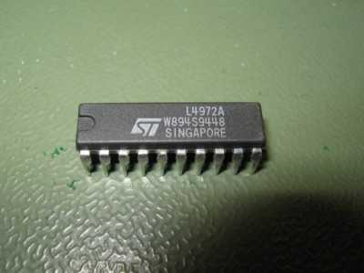 L4972A - 2A-Spannungsregler - 5,1-40V - DIP-20 - PWM Switching Regulator - ST