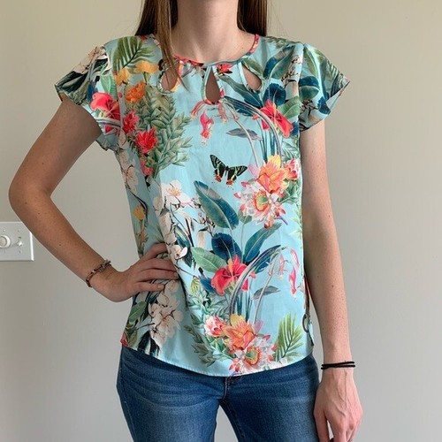 RSVP by Talbots Floral Jungle Print Flutter Sleeve Cut Out Neckline Blouse M NEW