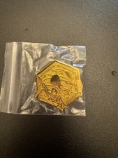 Disney Lorcana Gen Con 1st Anniversary Mickey Mouse Gold Limited Promo Pin 2024
