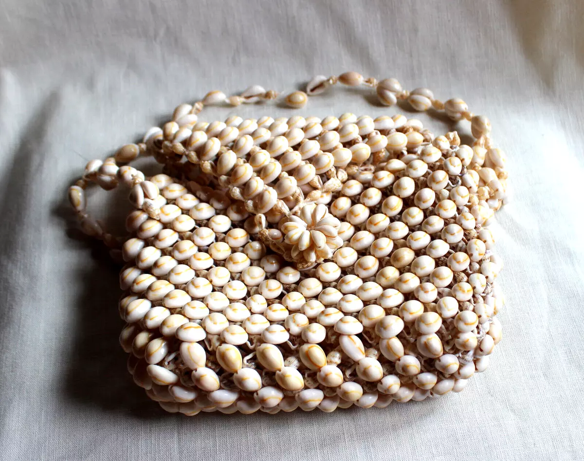 vintage shell bag.