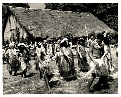 Native Rarotonga GA122 Original Photo RAROTONGA NATIVE DANCERS AT MURI Cook Island ...