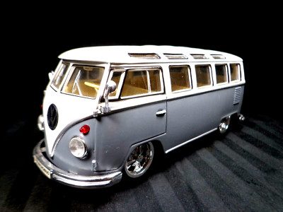 WELLY 1962 VW Volkswagen Microbus 1:24 Model Diecast Metal RARE RIMS ...