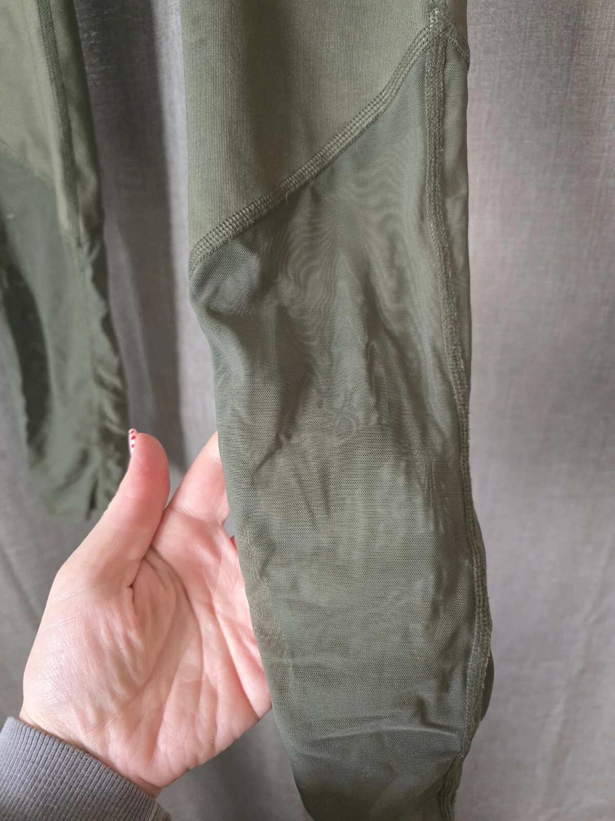 alo-yoga high waisted partial mesh epic leggings