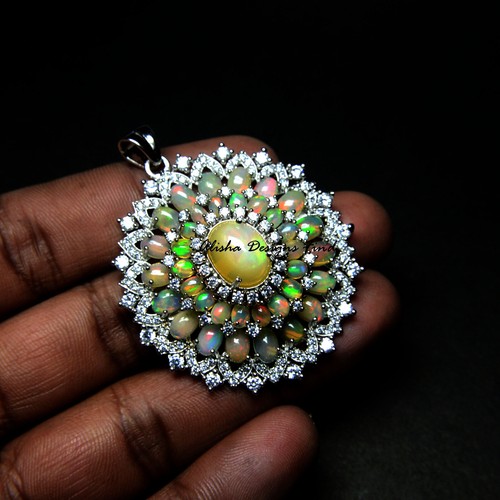 Natural Ethiopian Welo Fire Opal Gemstone 925 Sterling Silver Women Pendant