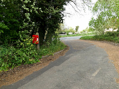 Foto 12x8 Lodge Farm Lane & The Bridge George V Postbox Beccles Postbox N c2014