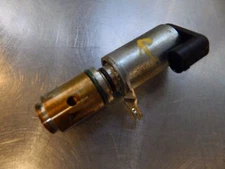 OEM VOLVO C30 T5 TURBO RIGHT INTAKE SIDE CAMSHAFT POSITION SENSOR 312 16222 4F