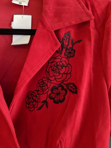 Motherhood Maternity Red Long Sleeve Velvet Blouse Size M NWT - Picture 2 of 3
