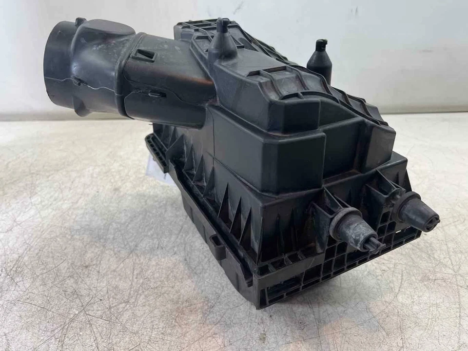 Conjunto de caja de purificador de aire Ford Explorer Mercury Mountaineer 2006-2010 4,0 L OEM Foto 2 de 4