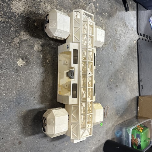 Vintage Mattel 1976 Space 1999 Eagle One spaceship - BODY ONLY - INCOMPLETE