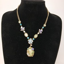 Butterfly Floral Necklace Pendant Chain Gold Tone