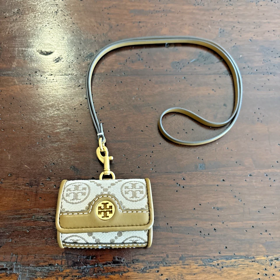 Estuche TORY BURCH T Monograma Jacquard AirPods Avellana Nuevo sin Etiquetas Foto 3 de 4