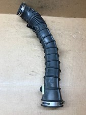 2004 Ford Ranger 3.0l Engine Air Cleaner Outlet Duct Intake Hose 4l5u-9r504-aa 2004 Ford Ranger 3.0l Engine Air Cleaner Outlet Duct Intake Hose 4l5u-9r504-aa