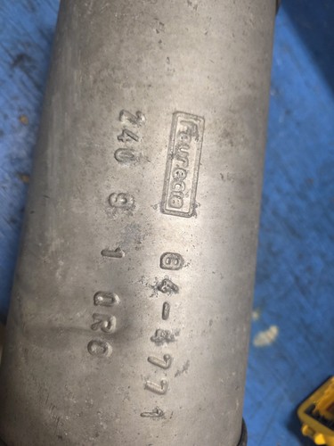 2020 Cadillac Escalade Rear Muffler Resonator - Photo 2/3
