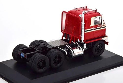 1959 to 1/43 IXO TR130 International Harvester DCOF-405 Tractor Truck - Picture 2 of 3