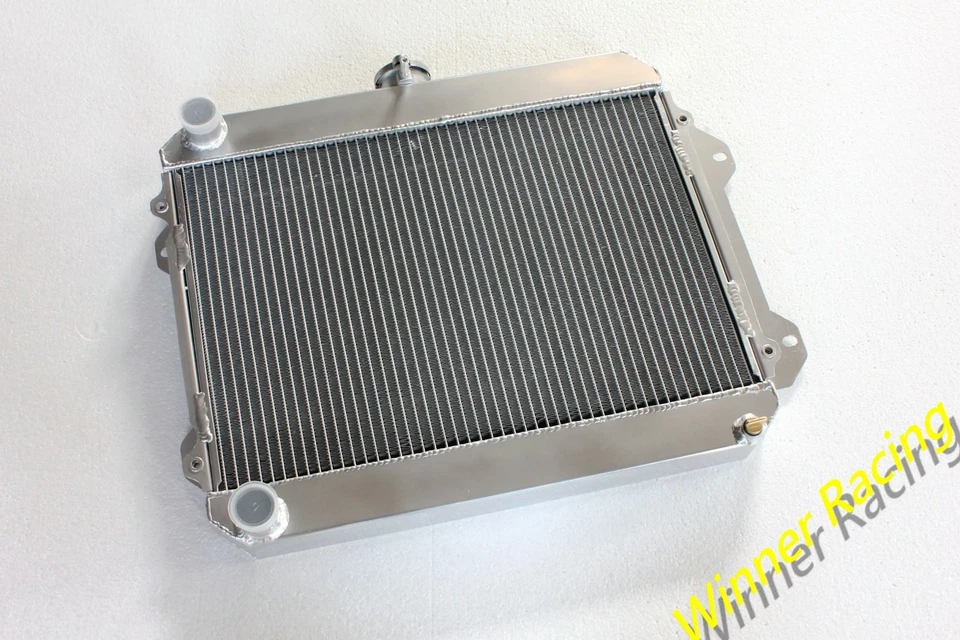 RADIADOR DE ALUMINIO M/T APTO PARA TOYOTA A20 CELICA TA28 1.6L 2T-G I4 SV-1 1971-1977 Foto 2 de 4