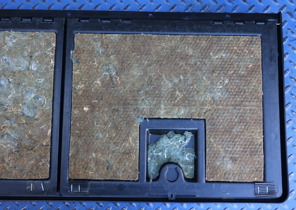 Chevrolet Corvette C4 1991-1996 compartimento de almacenamiento trasero conjunto de puerta 10167053 Foto 3 de 4