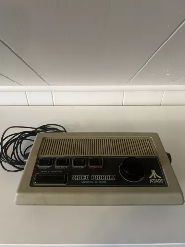 Consola de Video Pinball Atari Modelo C-380 sin Cable de Alimentación - SIN PROBAR.